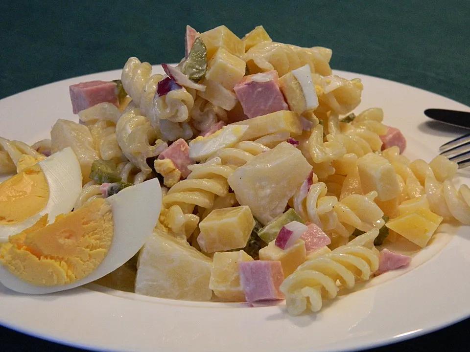 Nudelsalat mit Käse und Ananas à la Opa Willi von ilorange | Chefkoch.de