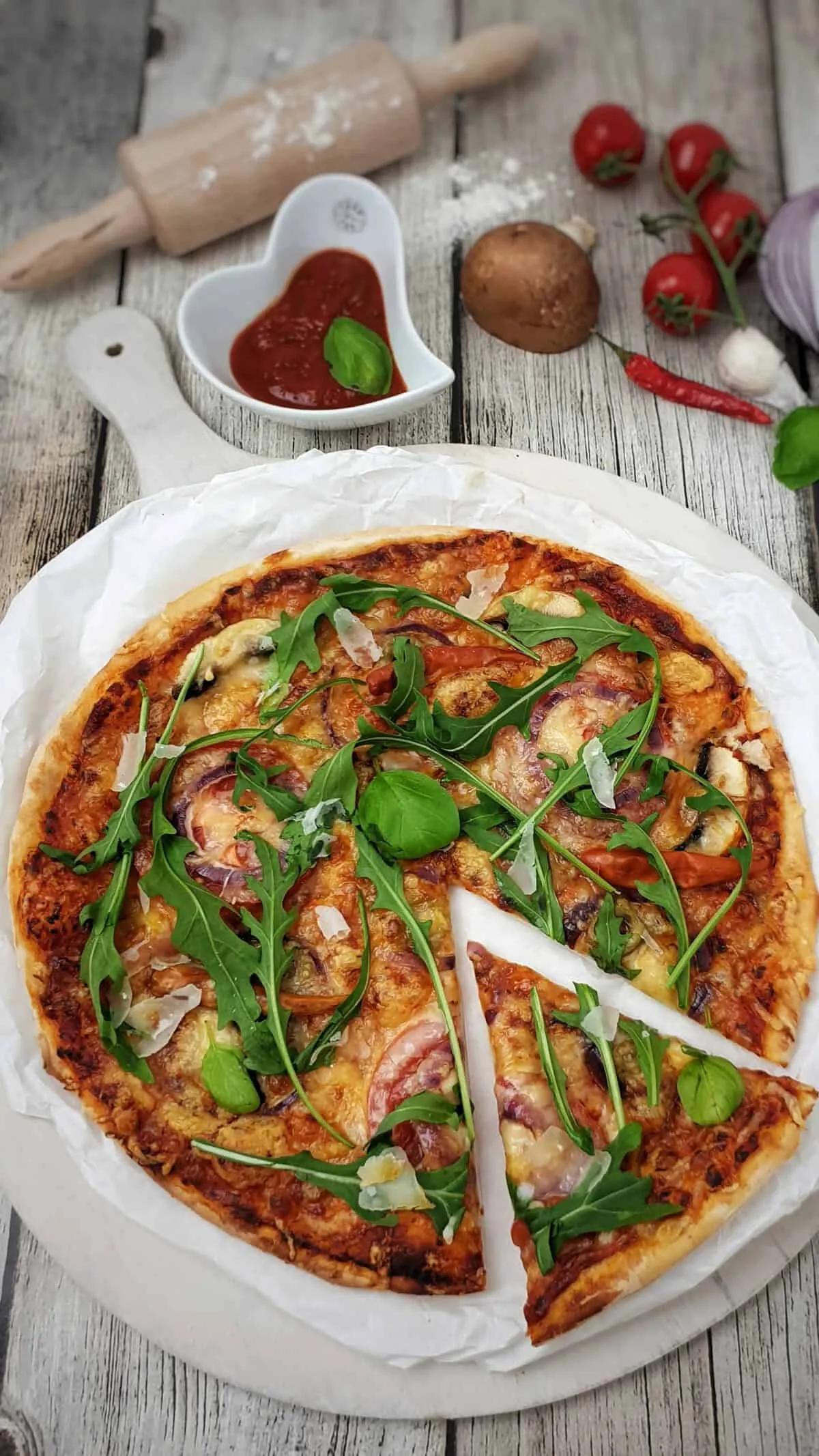 Pizzateig mit Dinkelmehl das Grundrezept - Lydiasfoodblog