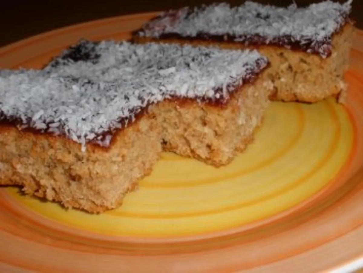 Schneller Kokos - Blechkuchen - Rezept mit Bild - kochbar.de