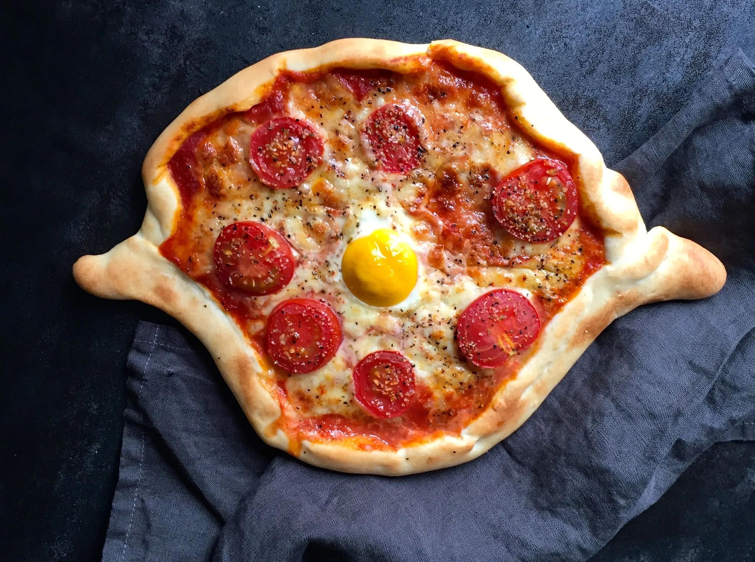 Tomaten-Pizza mit Ei | Stilpalast