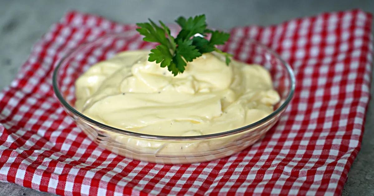 Aioli (Knoblauch-Mayonnaise) geeignet für den Thermomix® - einfach ...