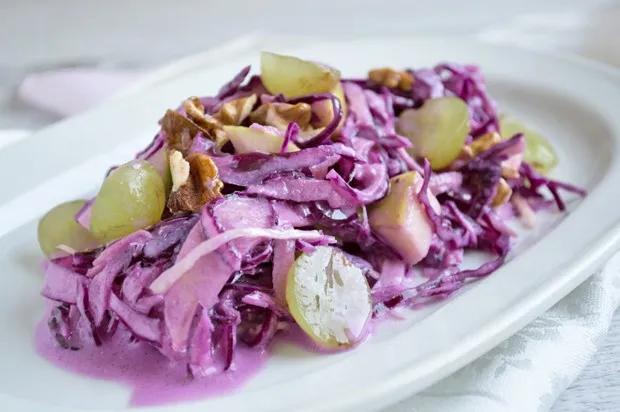 Trauben-Rotkraut-Salat mit Birne - Rezept