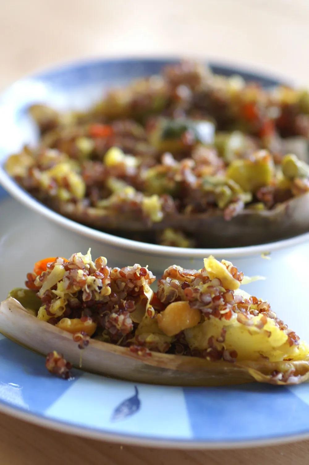 Chicoree-Schiffchen mit Quinoa-Fülle - Ehrlich und Echt