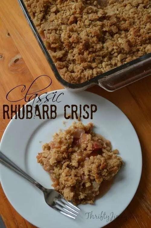 Klassischer Rhabarber Crisp | Rhubarb desserts recipes, Rhubarb recipes ...