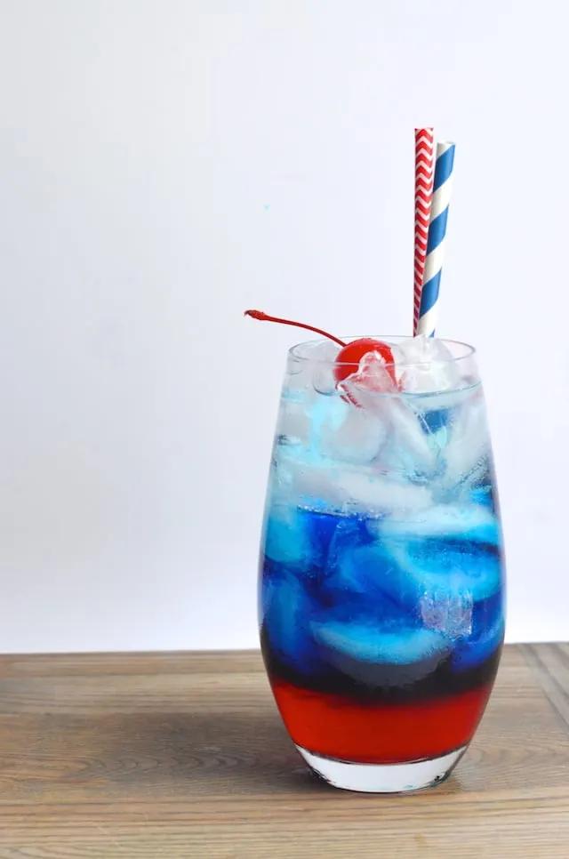 Curacao Layered Cocktail | Latin Recipes For Fourth of July | POPSUGAR ...