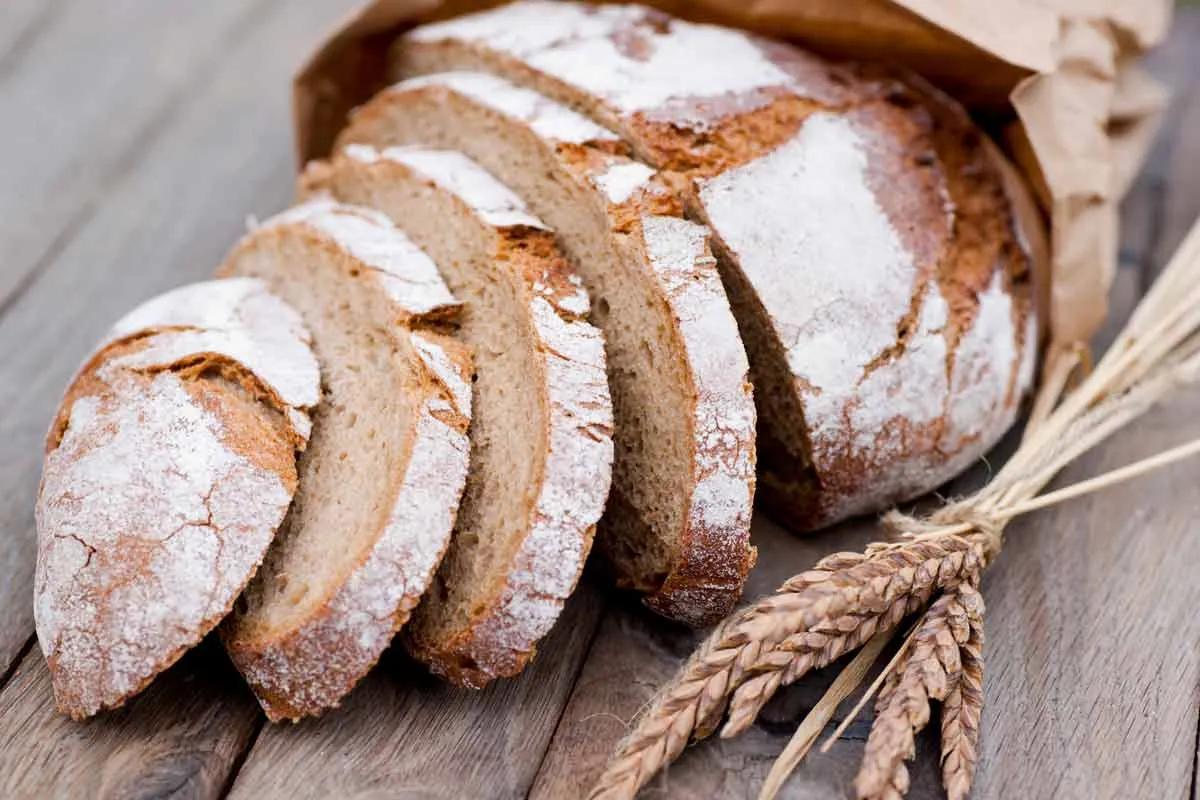 Reines Roggenbrot mit Sauerteig - Fränkische Rezepte ️ Rezepte, Tipps ...