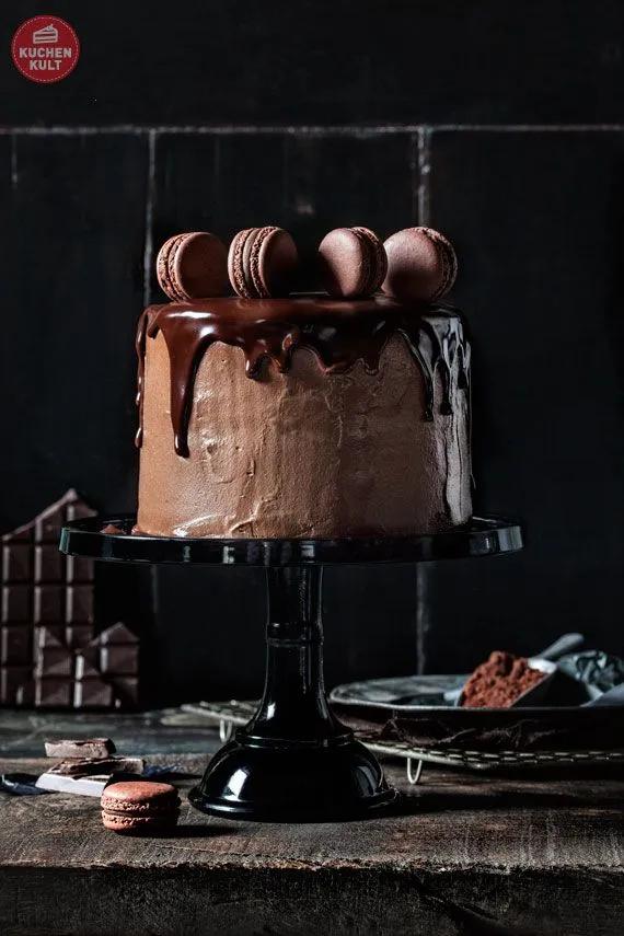 Geburtstagstorte - mächtig, prächtig, schokoladig! | Torten rezepte ...
