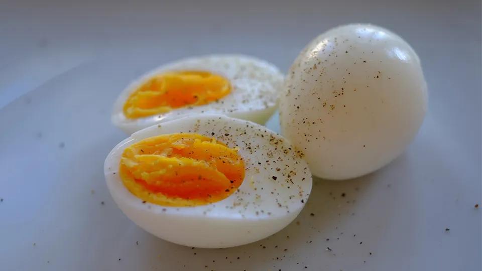 Hartgekochte Eier: Mit diesem Trick gelingt das Kochen und Pellen