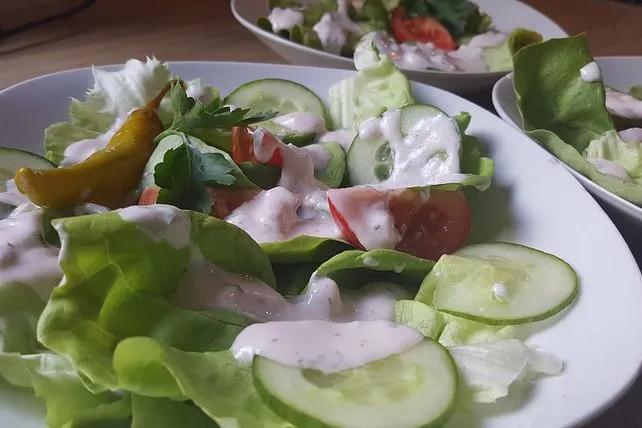Salatdressing nach Art des Hauses von TigerenteLif| Chefkoch