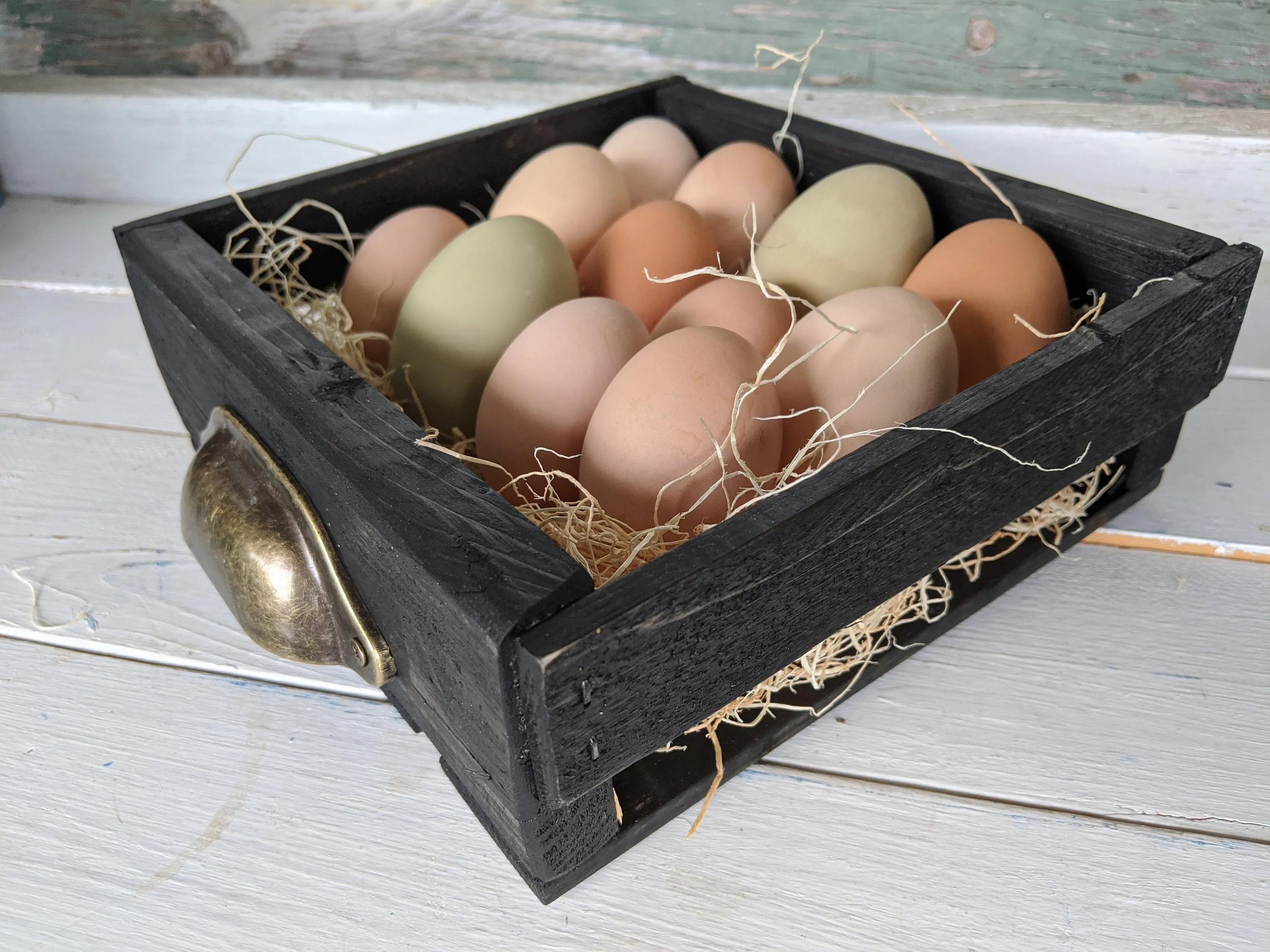 Eierkiste aus Holz Hält bis zu einem Dutzend Eier Kiste | Etsy