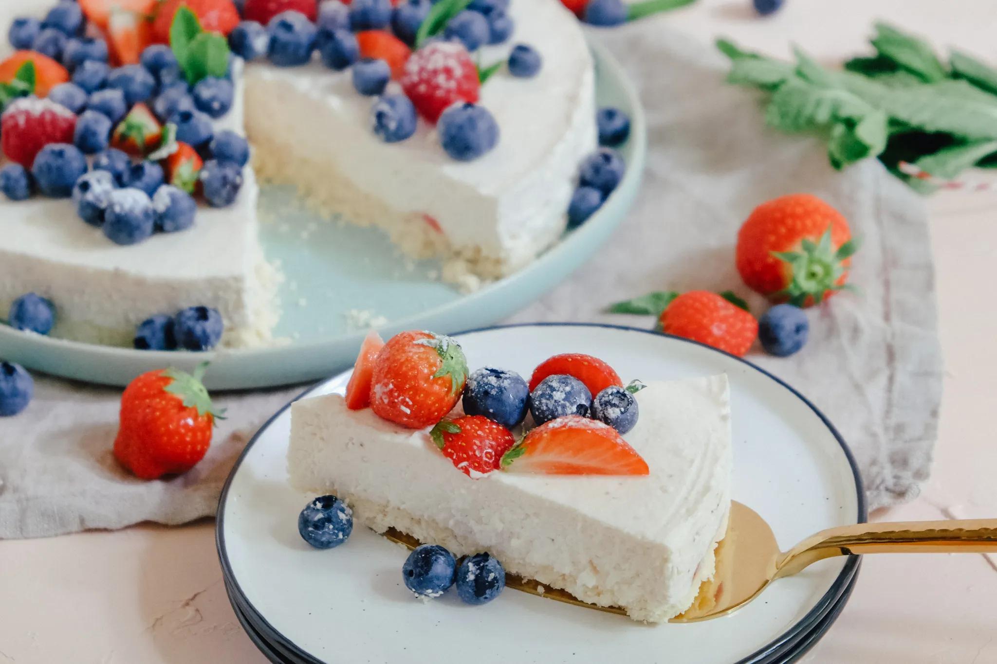 Käsekuchen ohne Backen: No-Bake-Cheesecake mit Beeren – Food Blog ...