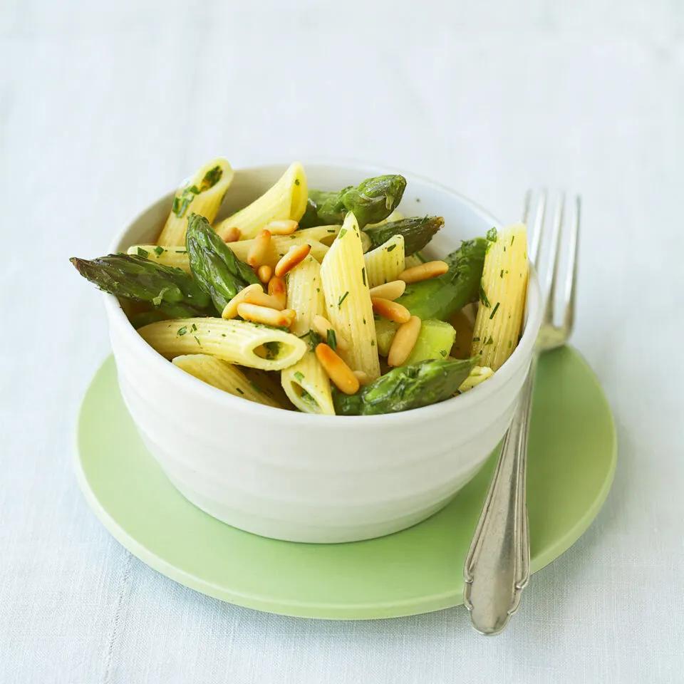 Grüner Nudel-Spargel-Salat Rezept | Küchengötter