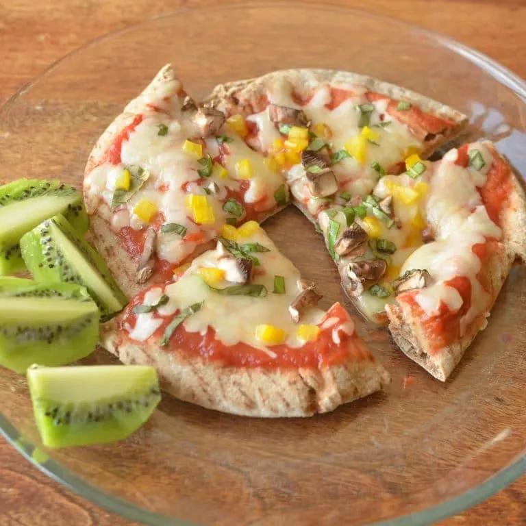 Pita Pizza - Super Healthy Kids