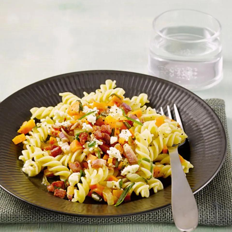 Fusilli mit Möhren-Bolognese Rezept - [ESSEN UND TRINKEN]