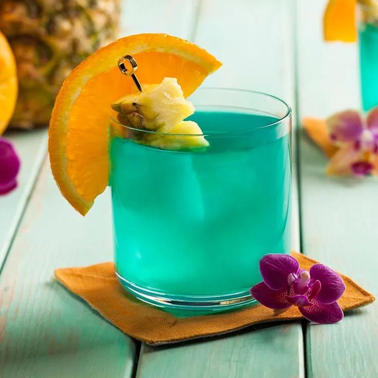 Blue Hawaii Cocktail Recipe - Drinks with Blue Curacao and Vodka ...