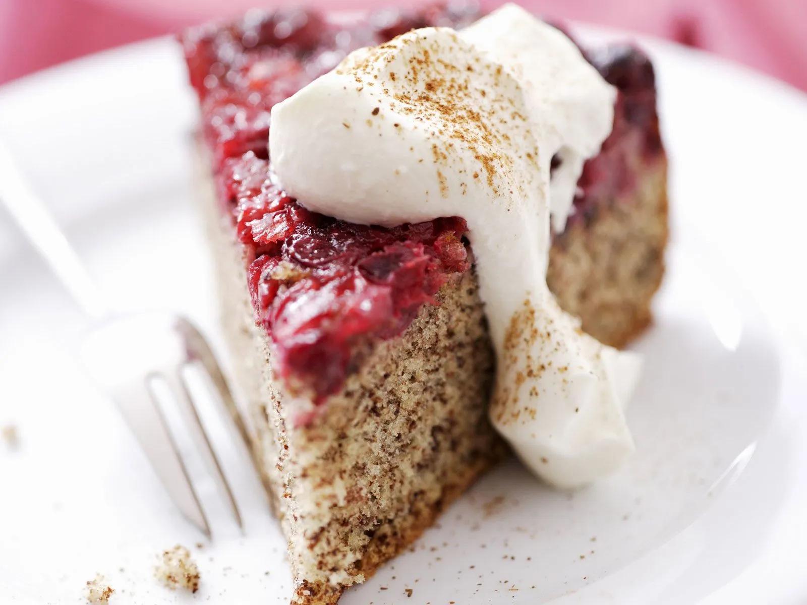 Cranberry-Kuchen: fruchtiger Nachtisch Rezept | EAT SMARTER