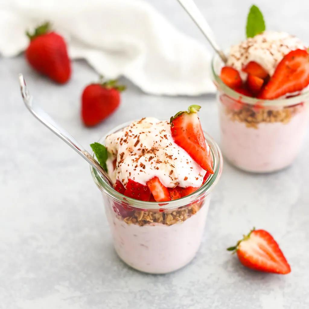 strawberry parfait recipe easy - Noreen Quiroz