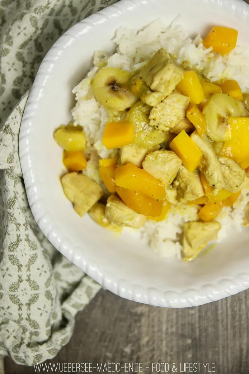 Hähnchen-Curry mit Banane und Mango - ÜberSee-Mädchen