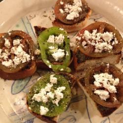 baguette mit pesto tomaten und ziegenkäse