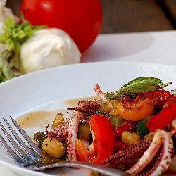 calamari mit gemüse