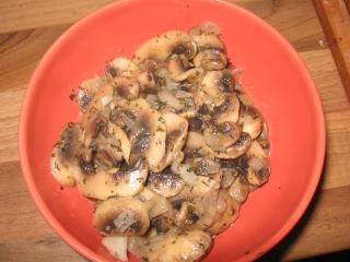 champignons in kräuterbutter