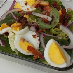 eisberg spinatsalat mit speck und eiern