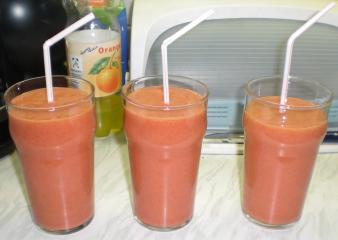 erdbeer pfirsich smoothie