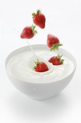 erdbeeren auf joghurt
