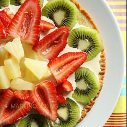 erdbeertarte mit ananas und kiwi