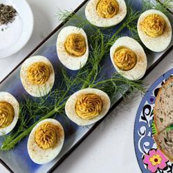 gefüllte eier mit curry