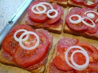 salami tomaten toast überbacken