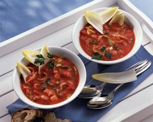schnelle chicorée tomaten suppe