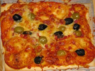 schnelle pizzaschnitten amp quot oliven schinken amp quot