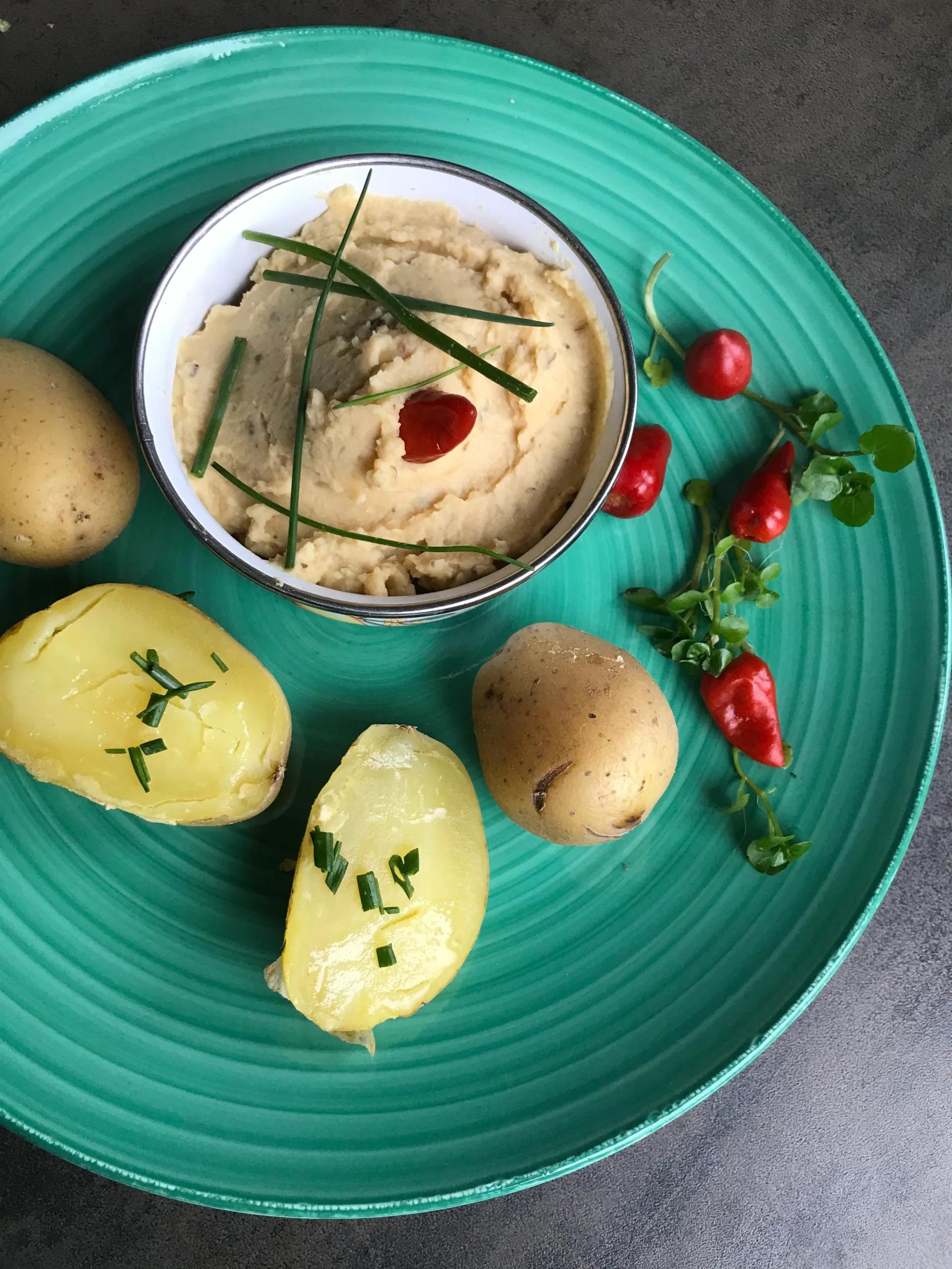 Kichererbsencreme mit Pellkartoffeln - Gemüse mit Stil - natürlich ...