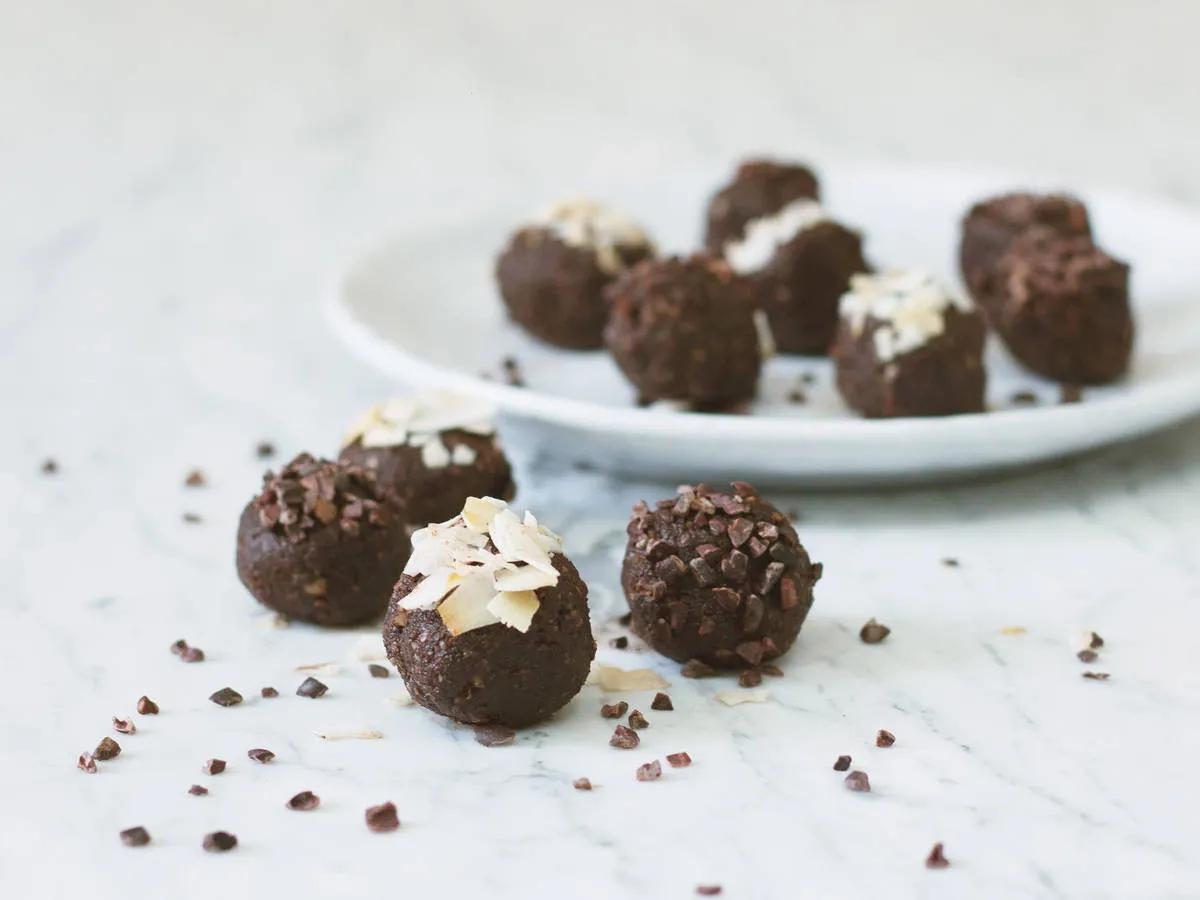 Schokoladen-Kokos-Kugeln | Rezept | Kitchen Stories