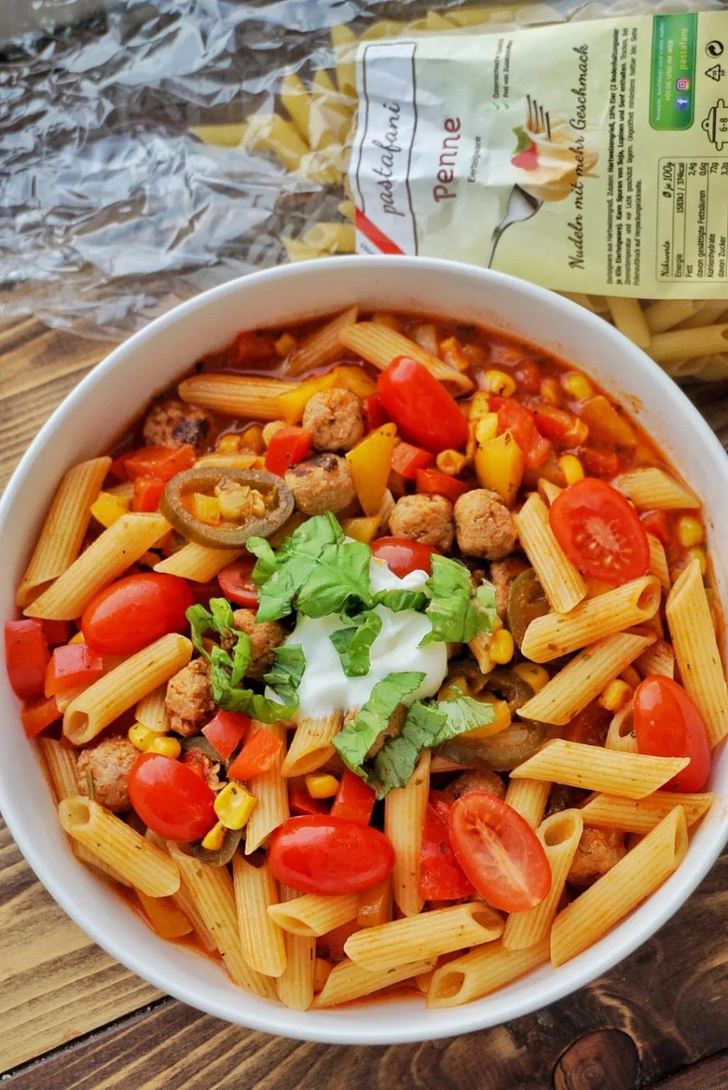 mexikanische Taco-Pasta-Bowl - Kochhochgenuss