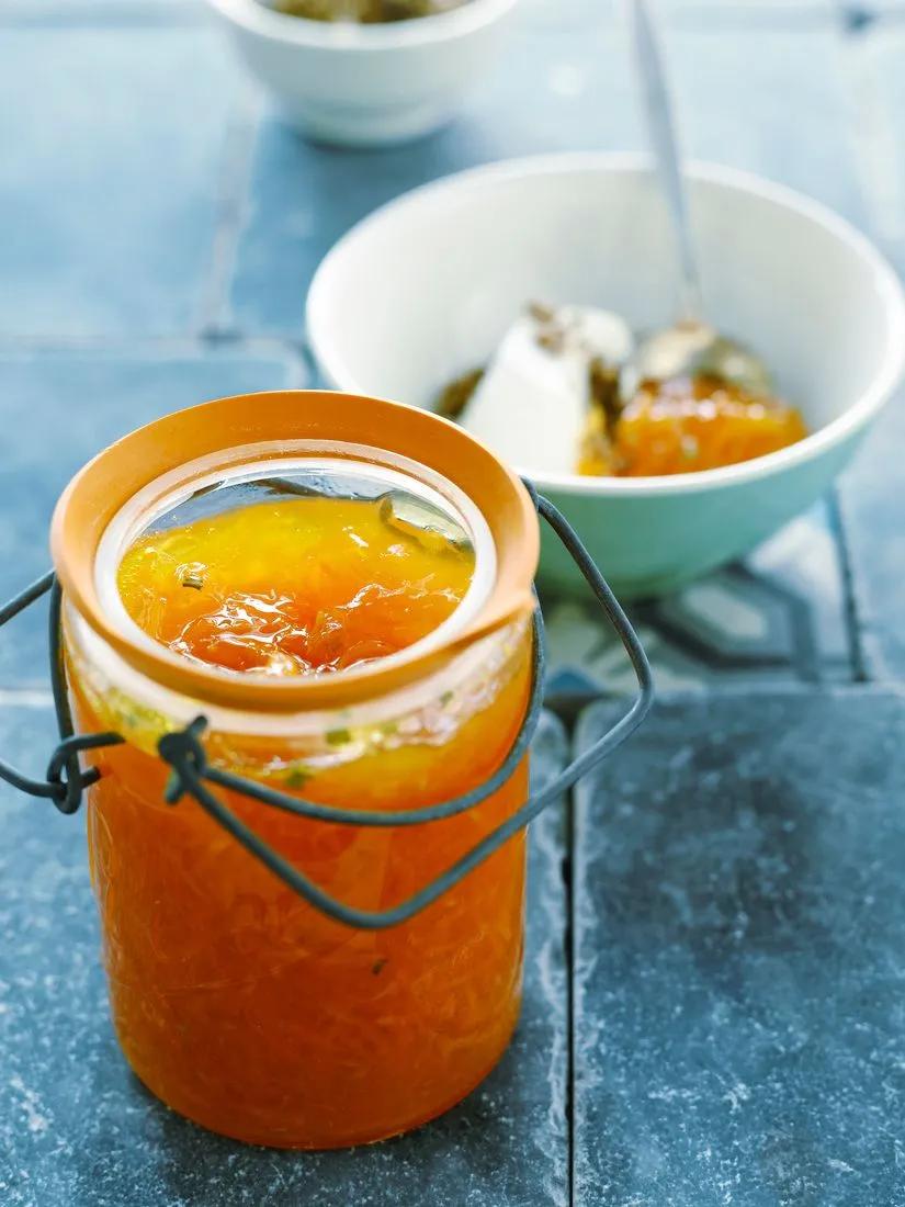 Möhren-Orangen-Konfitüre Rezept | EAT SMARTER