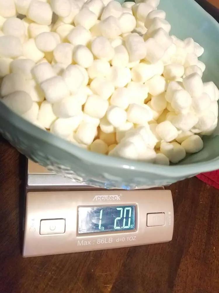 Homemade Marshmallow Fondant! - Buttery Sweet