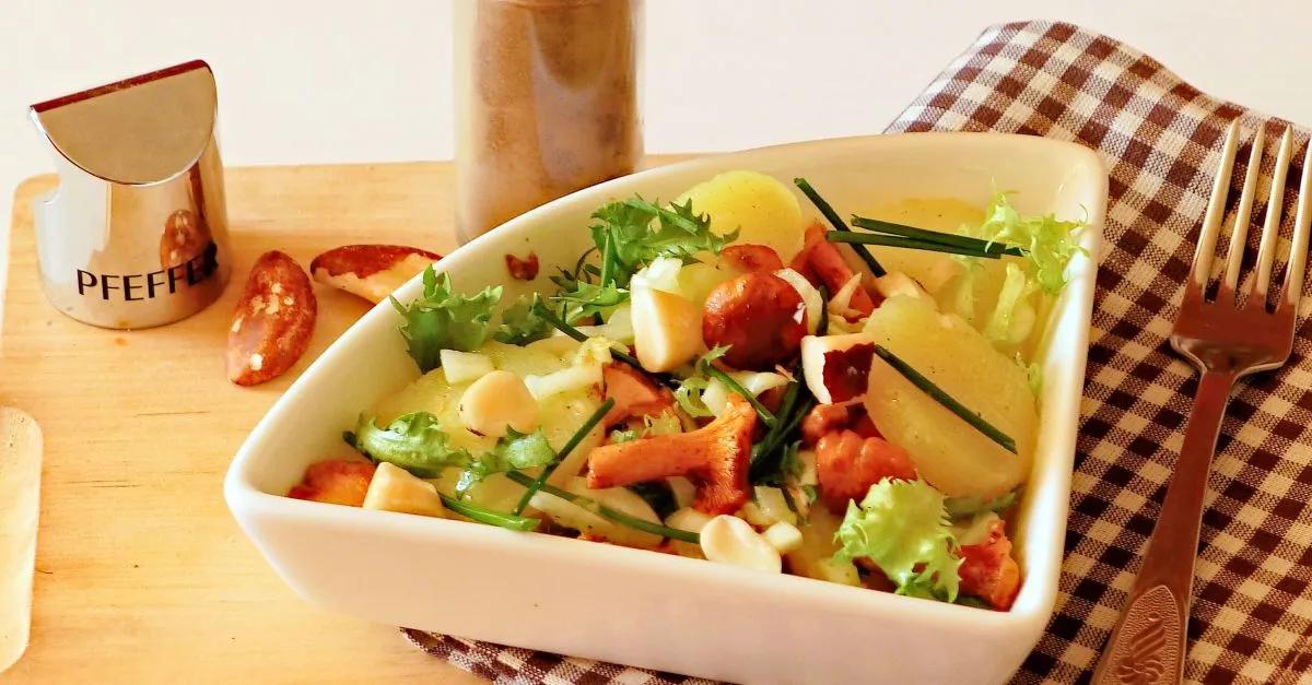 Kartoffelsalat mit Pfifferlingen Rezept | EAT SMARTER