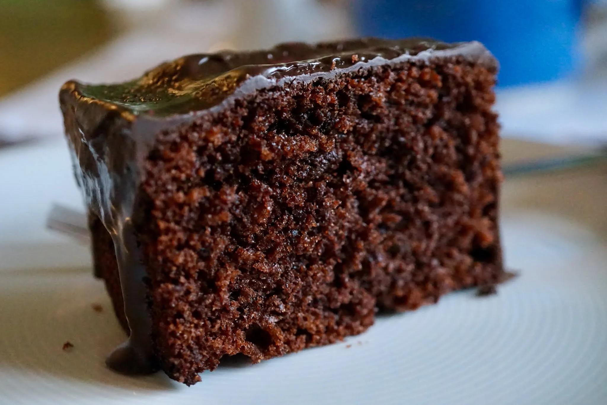 Frische Brise: Saftiger Schokoladenkuchen
