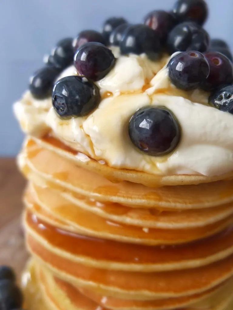 Klassische Pancakes für das Sonntagsfrühstück – La Crema
