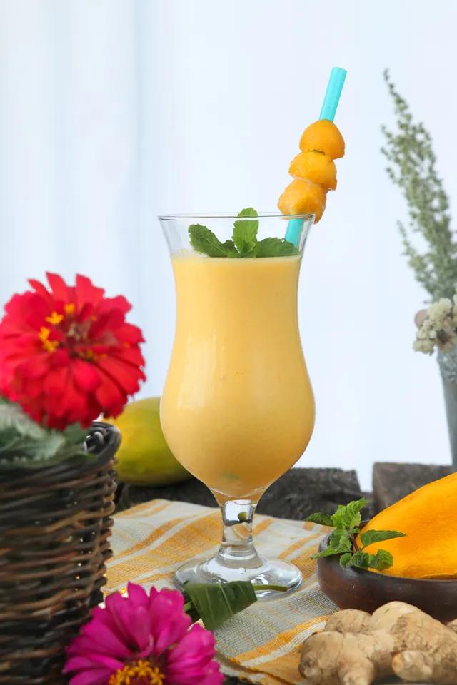 Mango Lassi (Mango Yogurt Smoothie) - Foxy Folksy