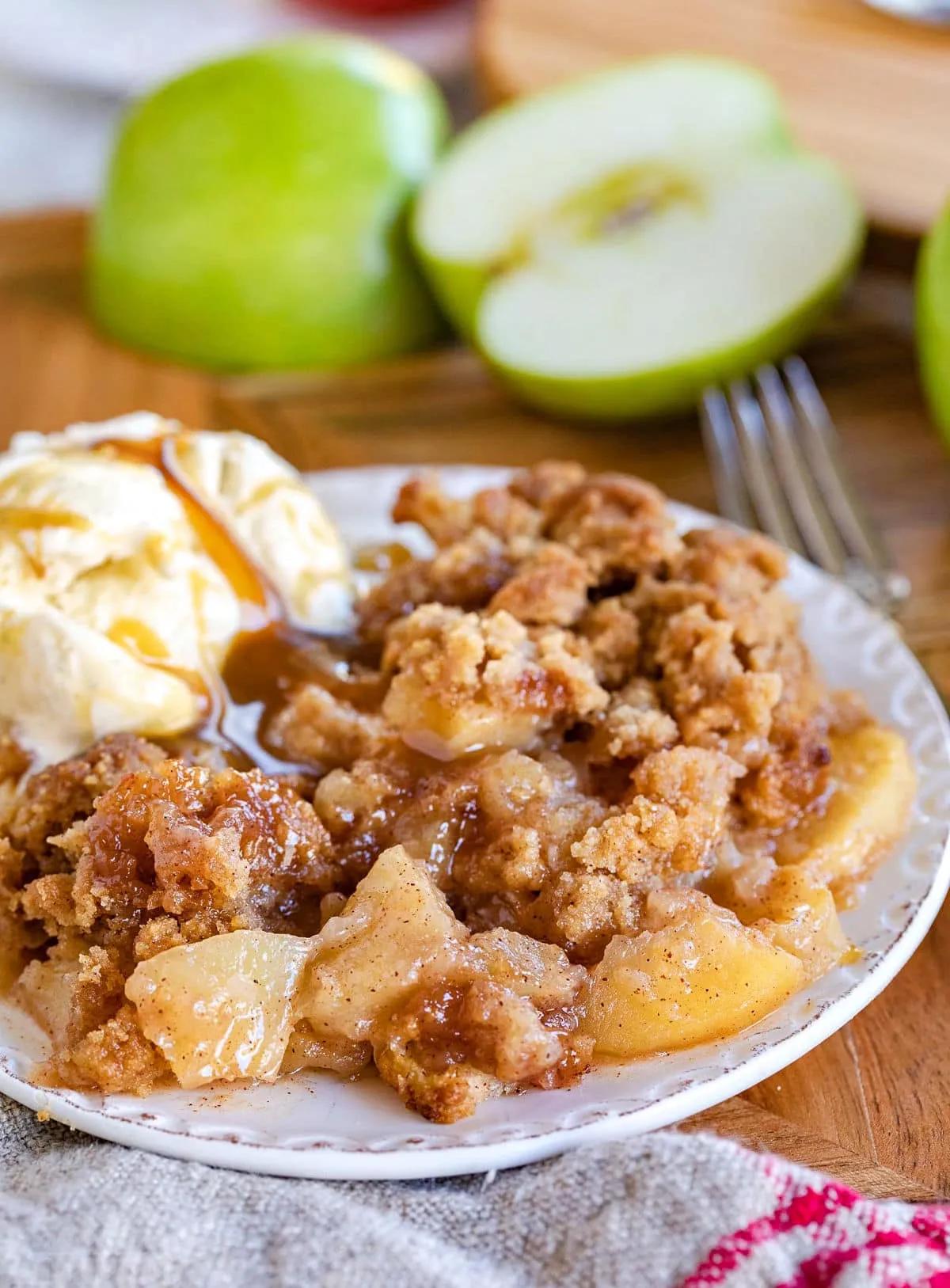The BEST Apple Crumble (Quick &amp; Easy) | Mom On Timeout