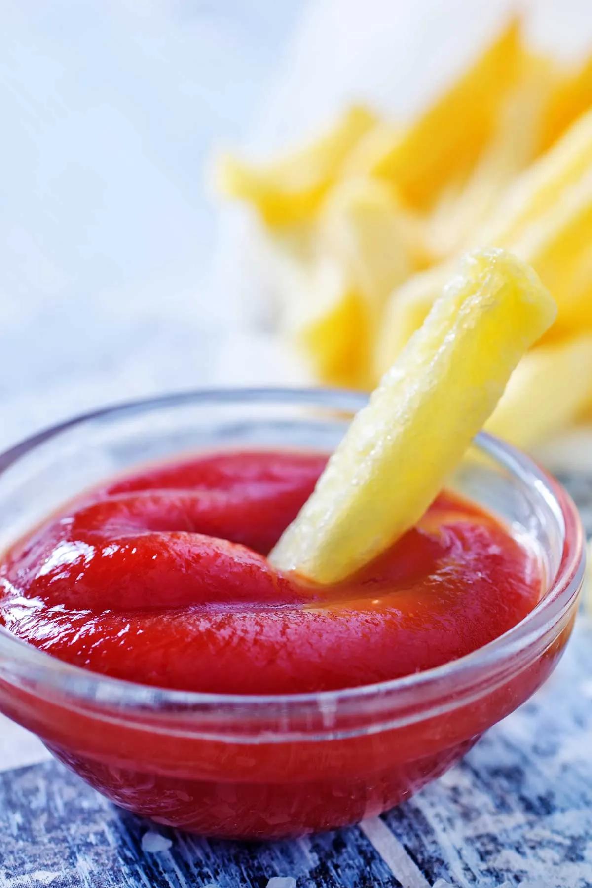 Easy Homemade Ketchup Recipe | MOMables