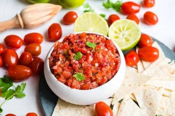 Aromatische mexikanische Salsa Sauce - Eine Prise Lecker
