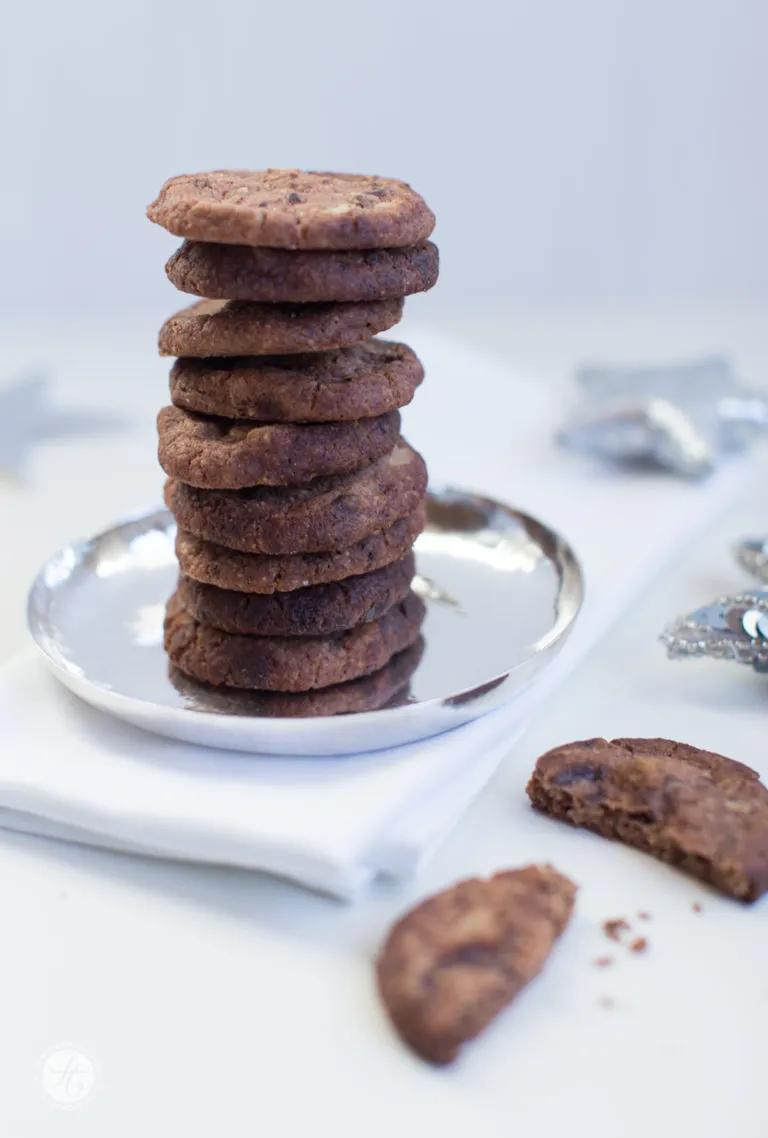 Weihnachtsbäckerei: schnelle Schoko-Nuss-Taler, zart und knusprig ...