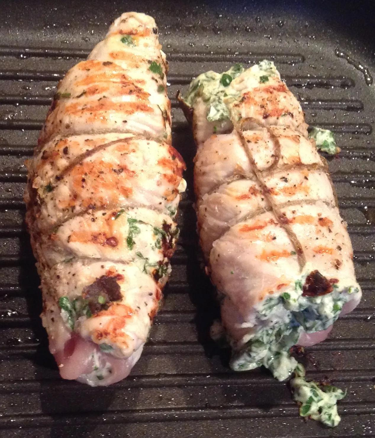 Baiserhäubchen : Putenroulade mit Bärlauch und warmem Bohnensalat