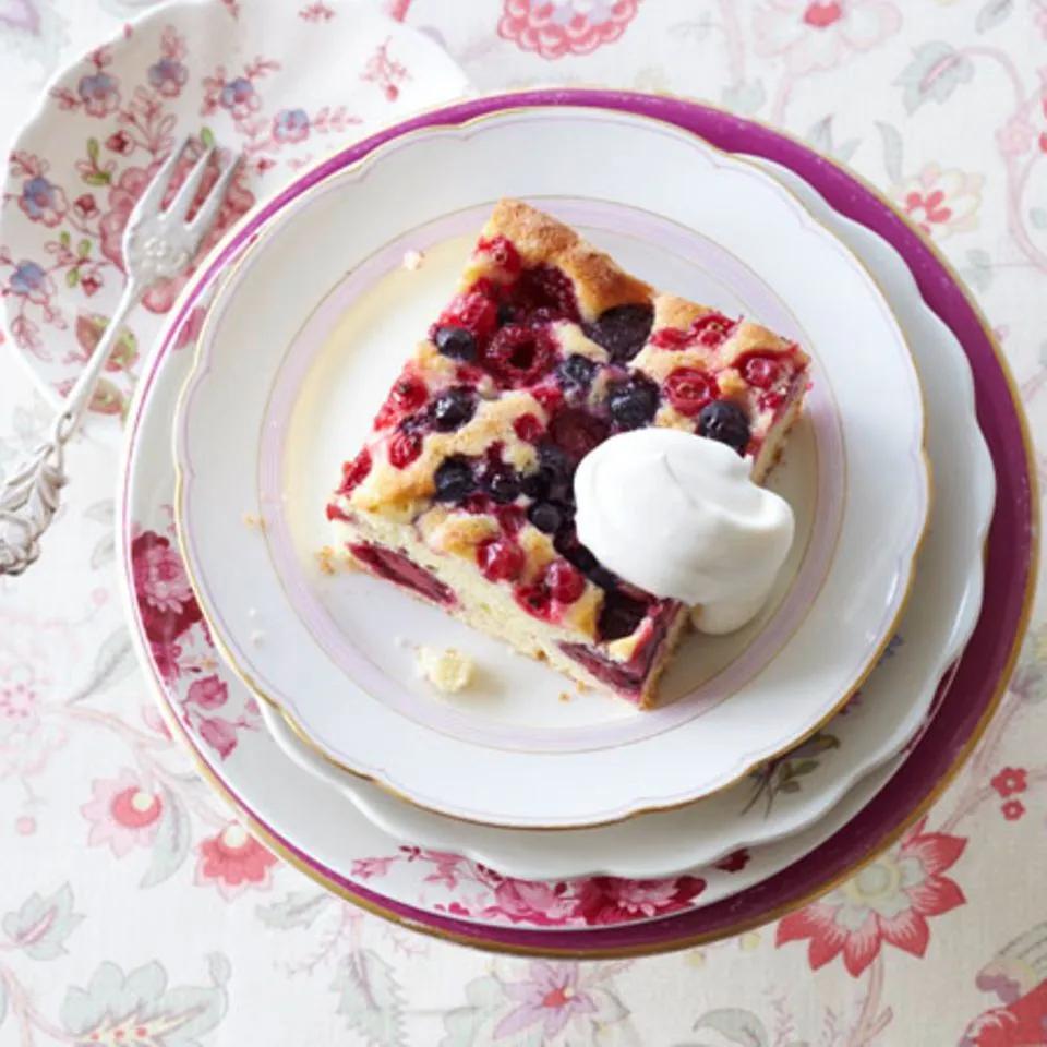 Beeren-Blechkuchen Rezept - [ESSEN UND TRINKEN]