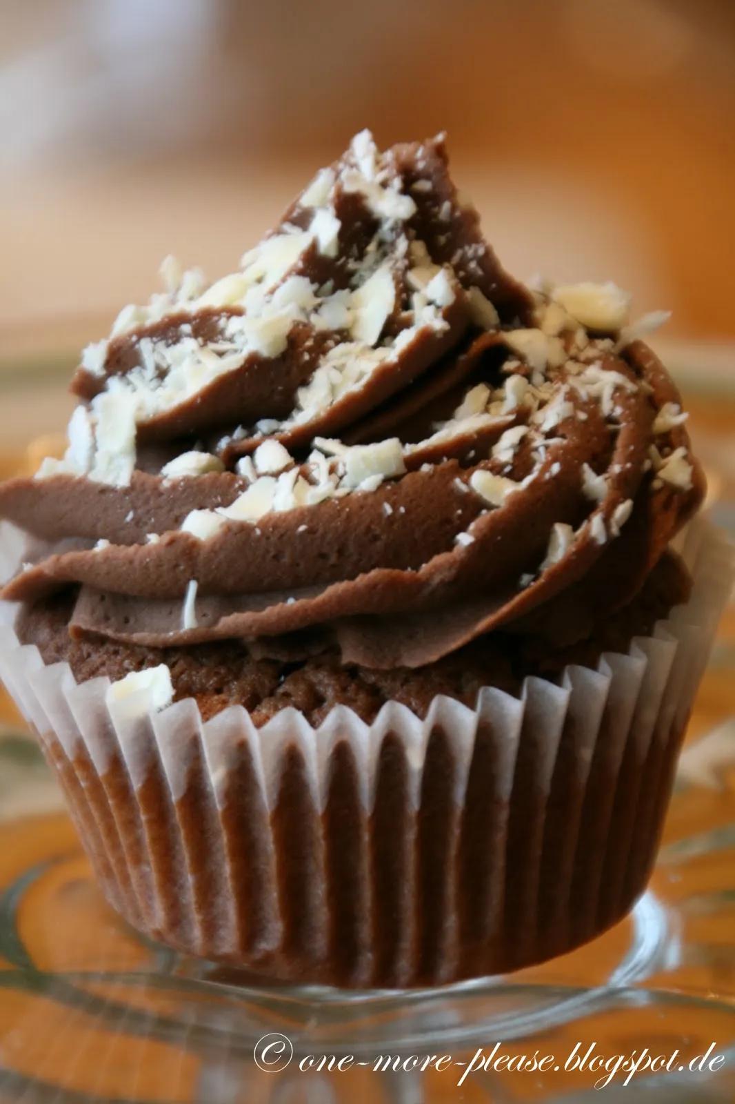 One more, please!: Triple Chocolate Cupcakes