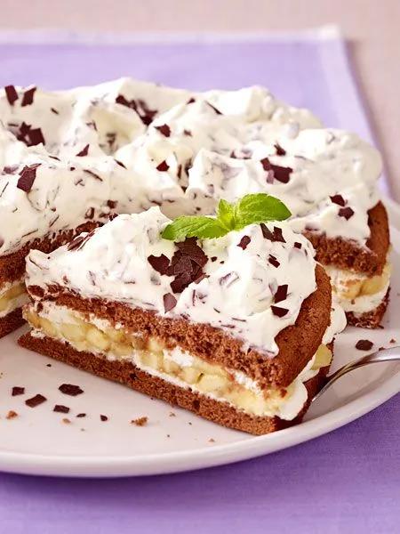 Schoko-Bananen-Sahne-Torte Rezept | LECKER | Rezept | Kuchen und torten ...